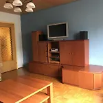Business 魏登